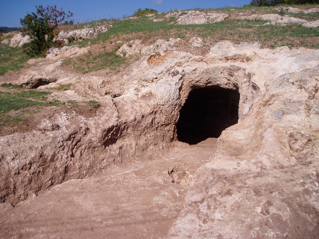 Necropoli preistorica di Cannas di Sotto
